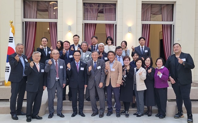 Almuerzo con Directivos de organizaciones coreanas con motivo de Chuseok (12 de septiembre)